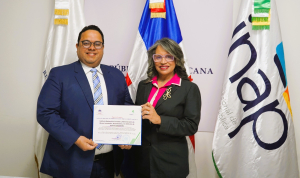 INAP ENTREGA EXALTACIÓN AL INSTITUTO DE BIENES INCAUTADOS POR ALTO RANKING EN EL PLAN DE CAPACITACIÓN DEL SISMAP