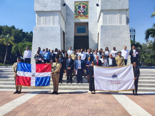 INCABIDE honra a los Padres de la Patria y reafirma su compromiso con la transparencia y la &eacute;tica institucional